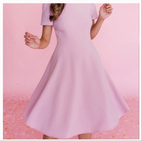 Gal Meets Glam - Puff Sleeve Crepe Fit & Flare Dress (Size 4) (NEW) - Picture 3 of 7